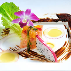 オークラフロンティアホテル海老名 オークラ特製マリネサーモンと夏野菜のロミロミ風